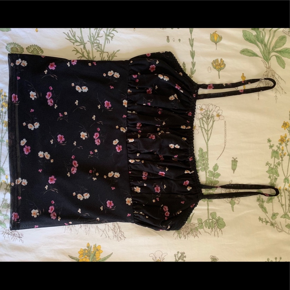 URBAN OUTFITTERS floral tank top